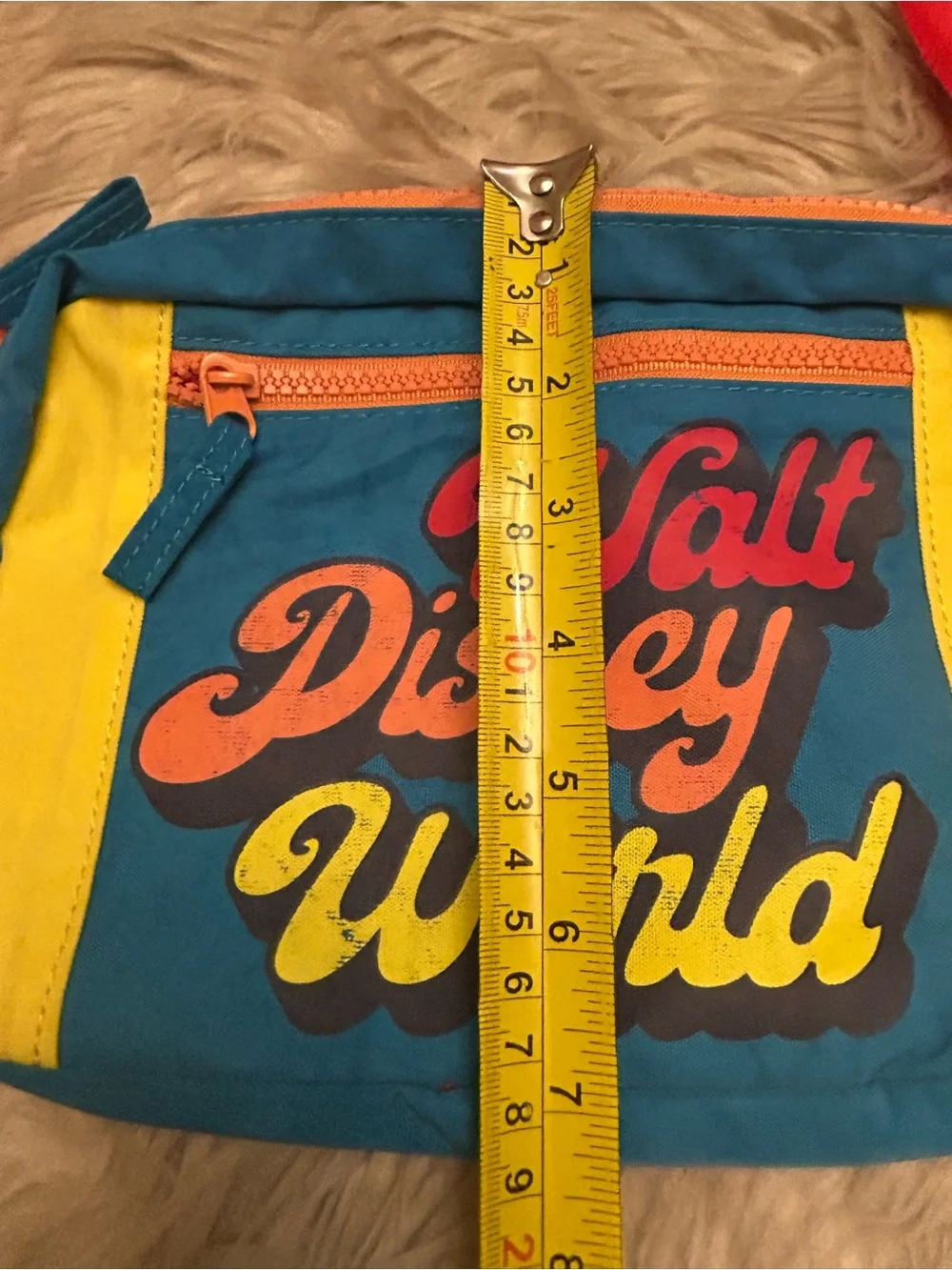 NWT DISNEY PARKS Vault Collection Retro Print Crossbody Bag - Picture 10 of 10